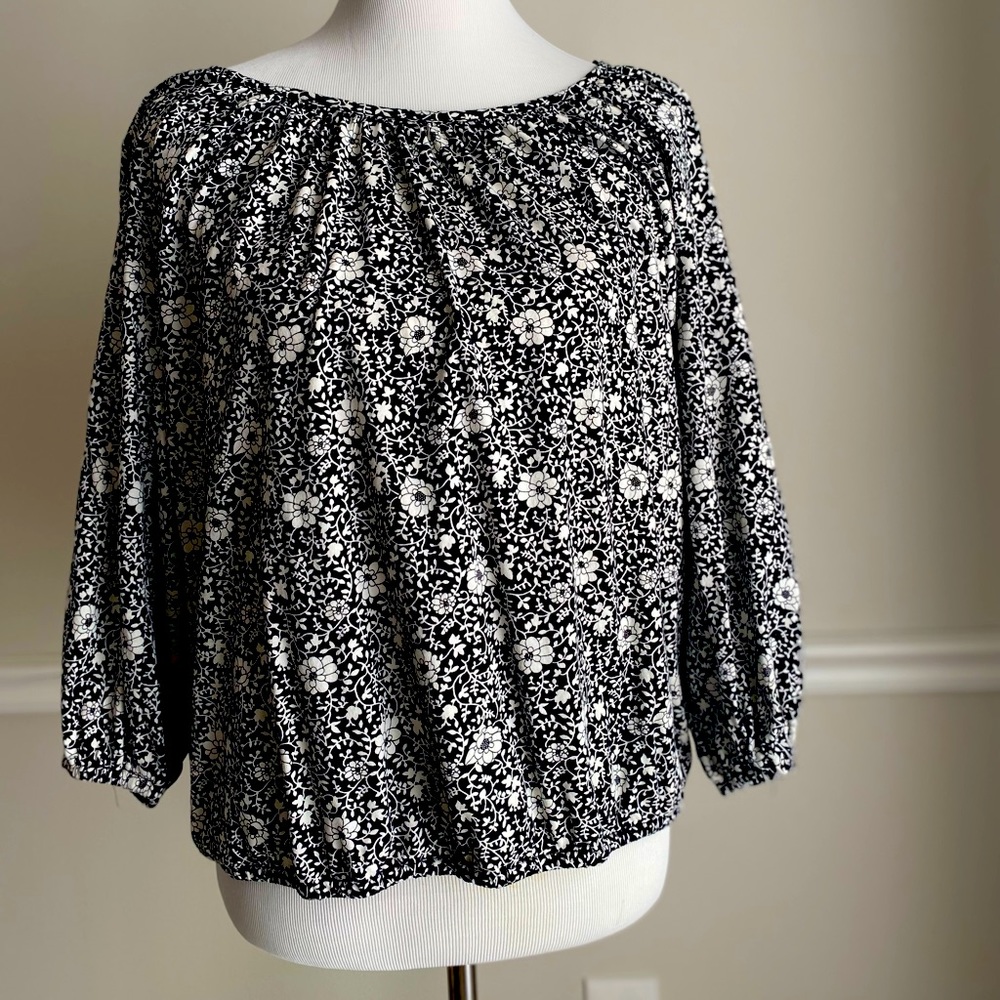 Michael Kors gathered sleeve peasant top in black and white floral